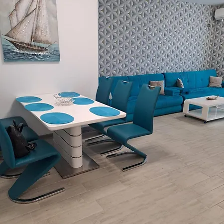 Alezzi Sylver 3 Апартаменты Нэводари