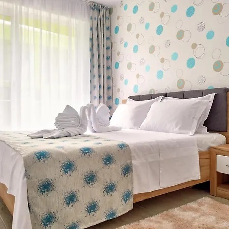 Alezzi Seaside D Appartement *