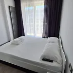 Apartment Alezzi Seaside