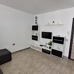 Apartment Alezzi Seaside *