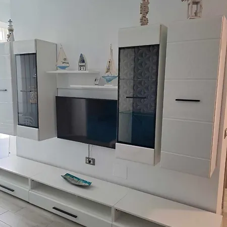 Alezzi Sylver 3 شقة *