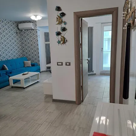 Alezzi Seaside D Apartment *