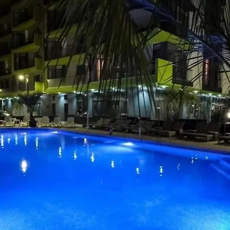 Alezzi Seaside D Apartment Navodari